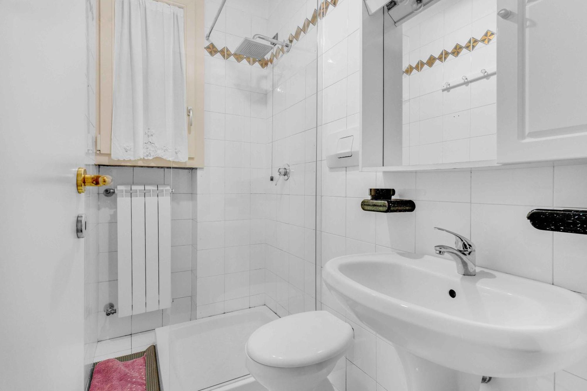 Apartamento Ampia Dimora A Salo Con Parcheggio E Giardino Exterior foto