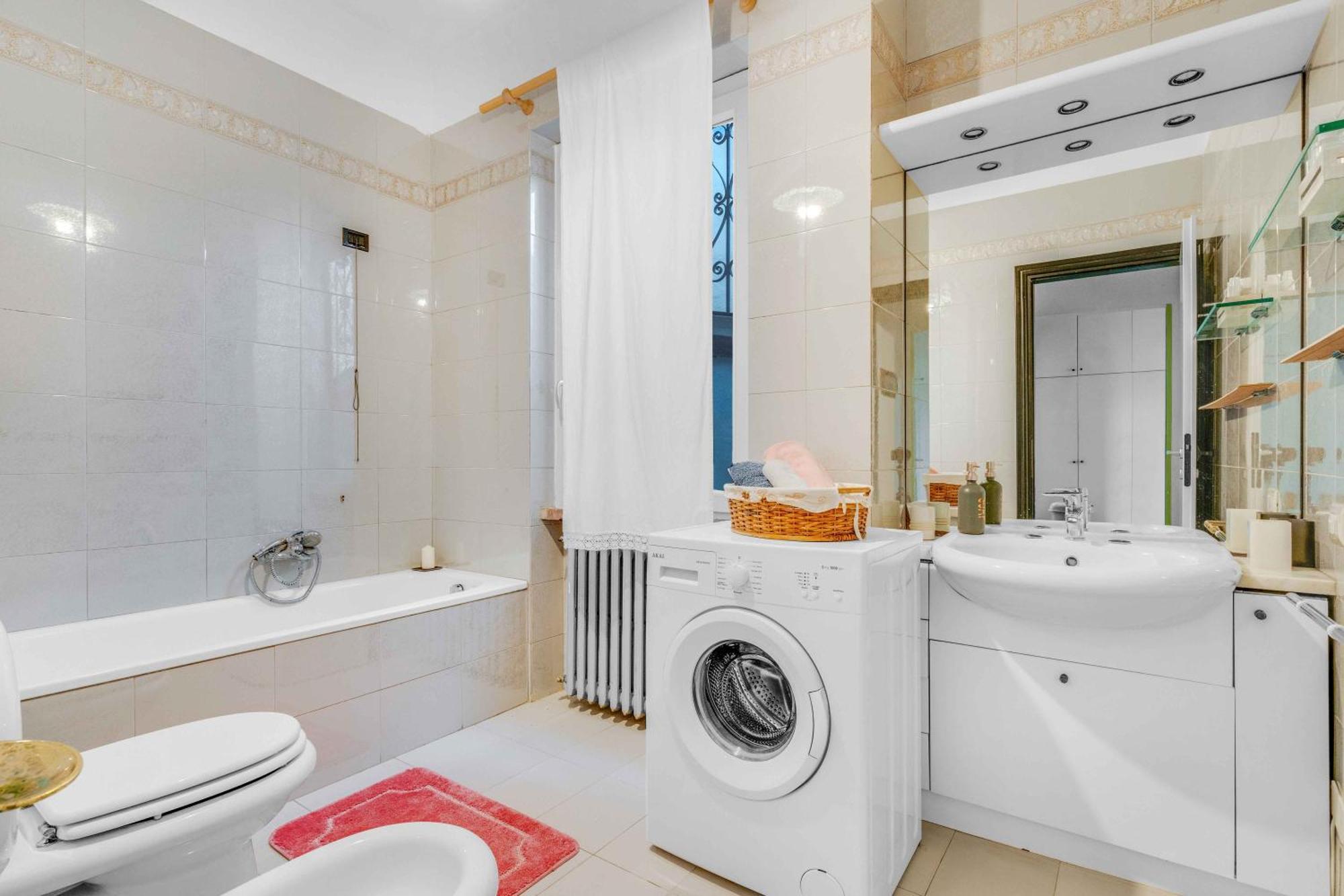 Apartamento Ampia Dimora A Salo Con Parcheggio E Giardino Exterior foto